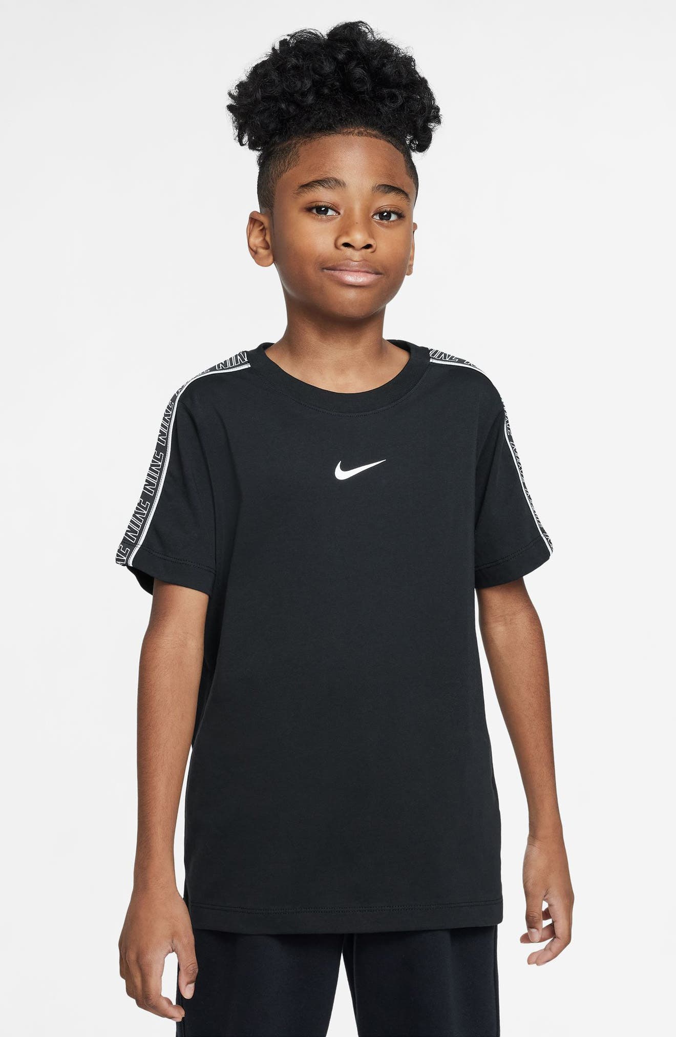 Nike Kids' Club Cotton Graphic T-Shirt