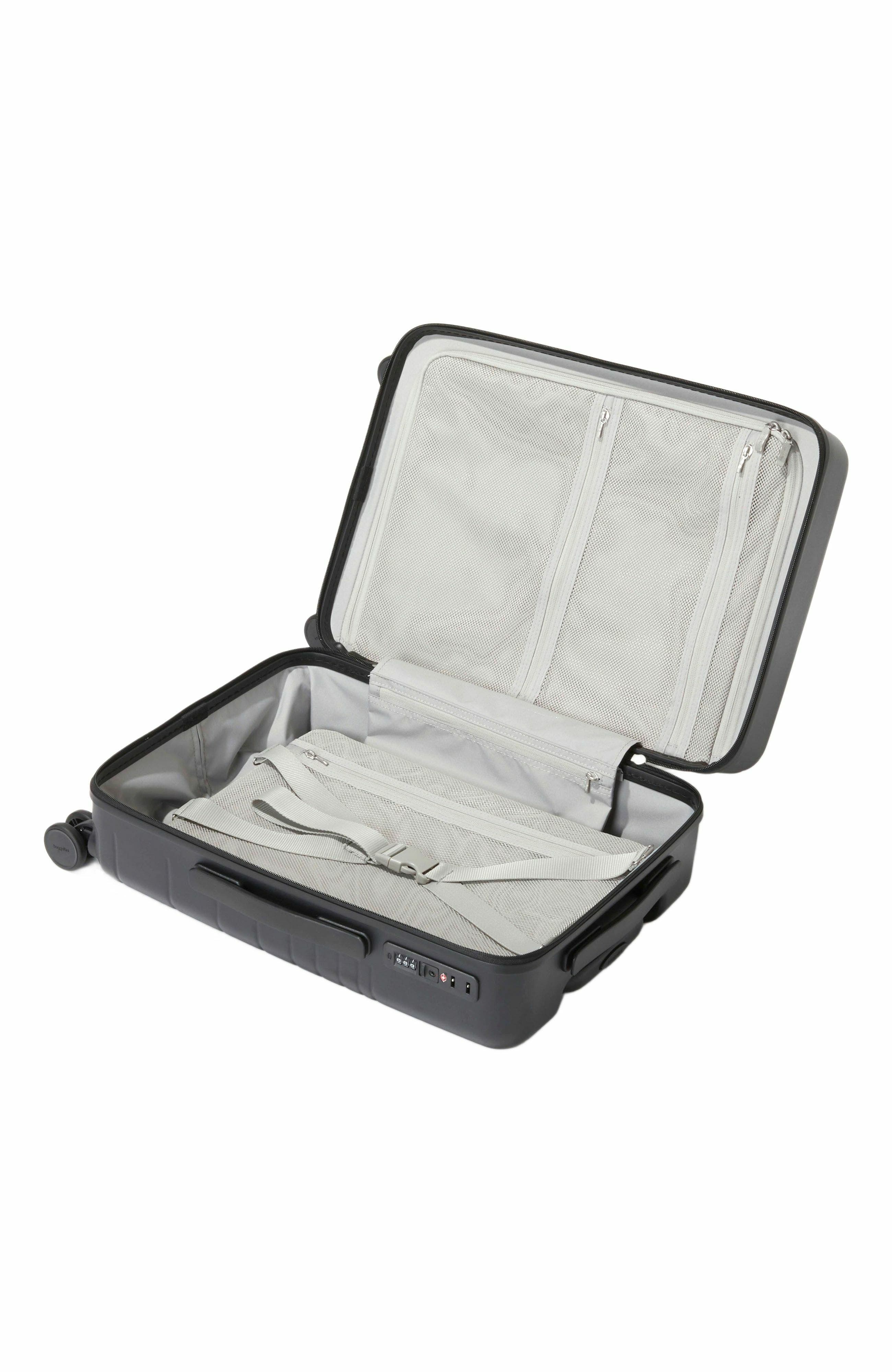 BAGGALLINI Set Wave 22 in. Wheel Hardside Carry-On Suitcase, Alternate, color, Black Hardside