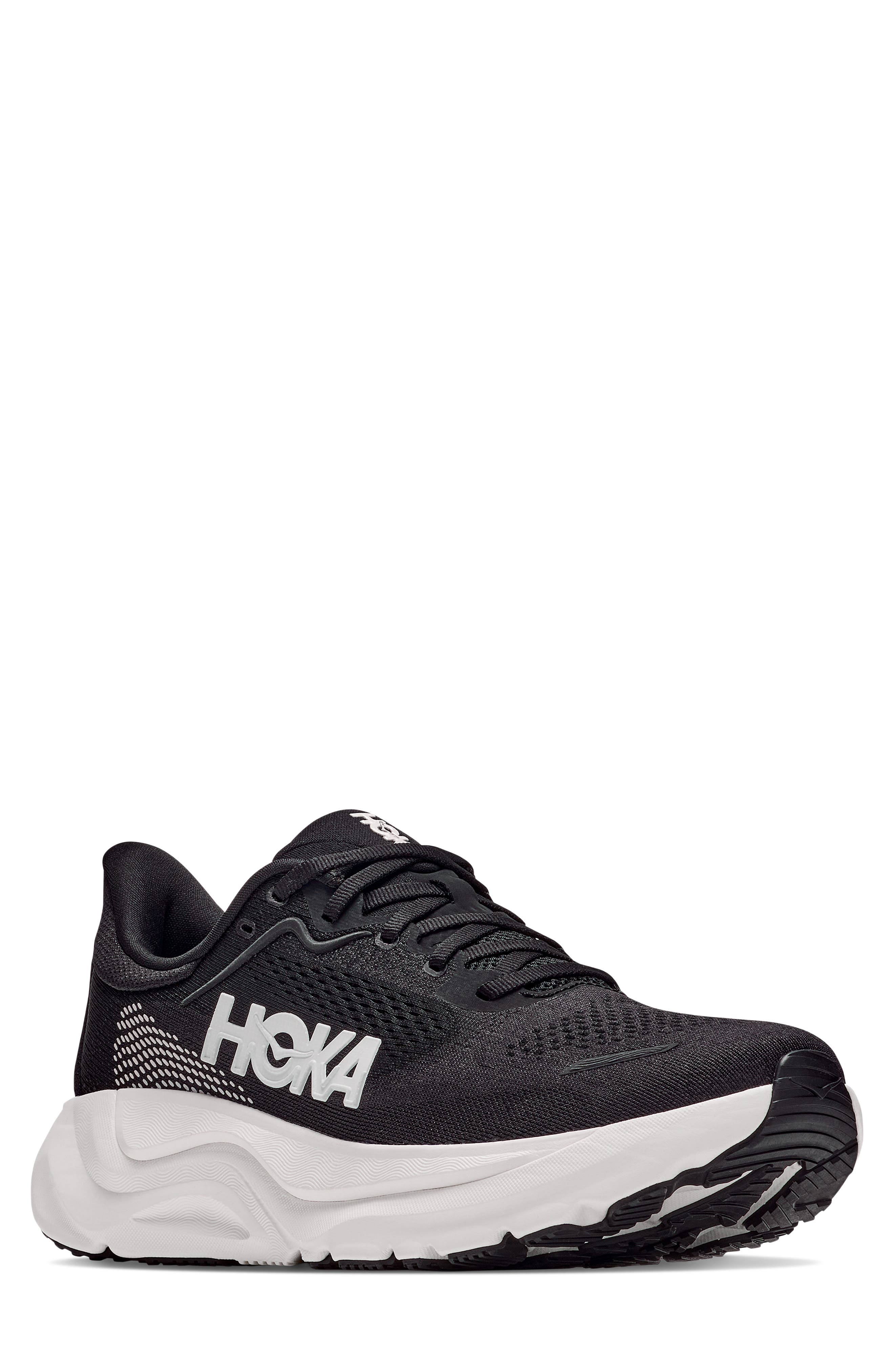 BLACK / WHITE