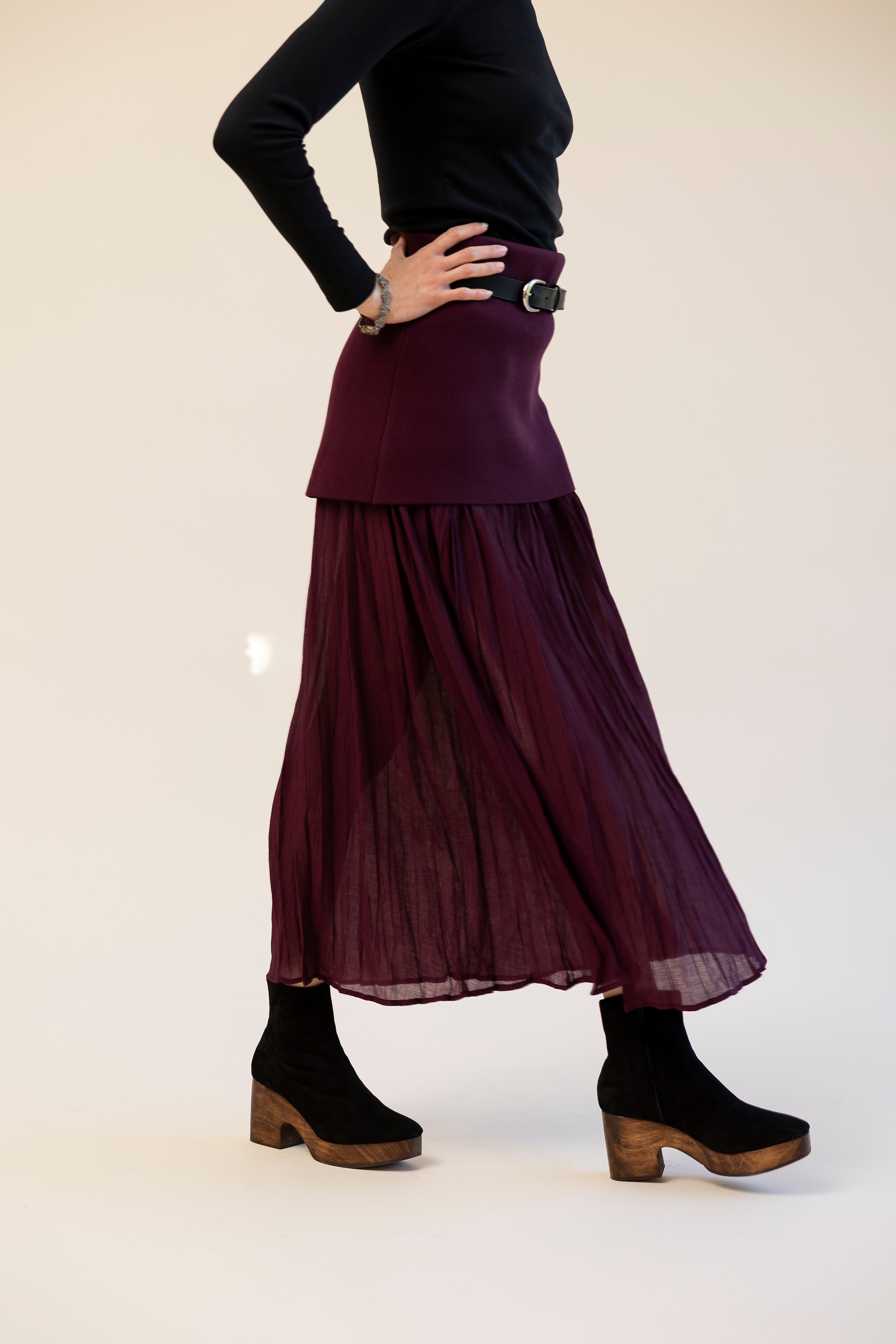 Huma Blanco Elianna Platform Clog Boot, Alternate, color, Coal Suede