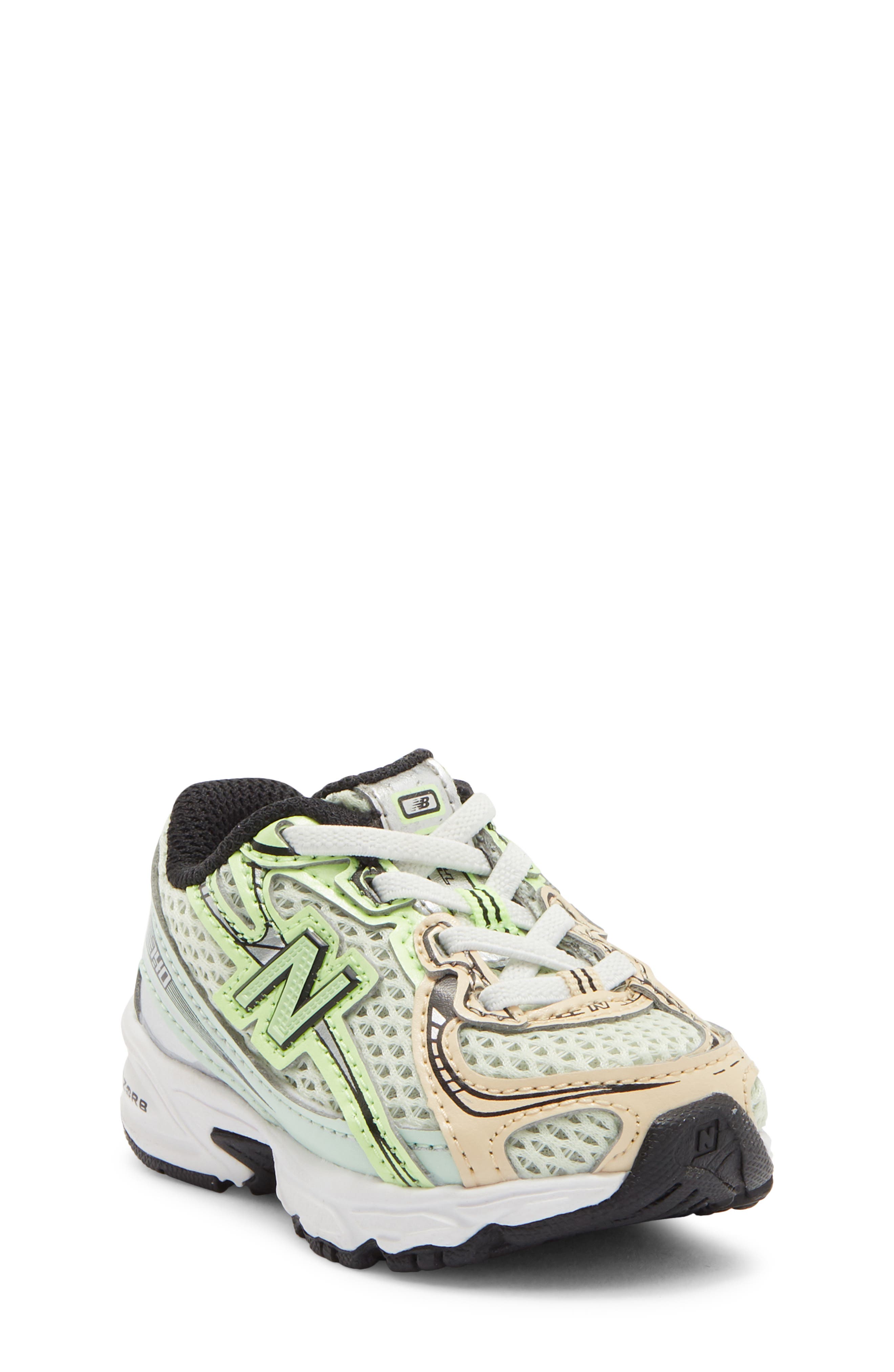MINT FLASH/ ASHWOOD