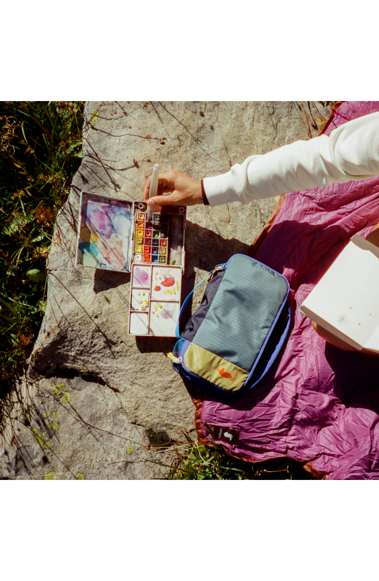 Cotopaxi Cubo 3L Travel Cube - Del Día, Alternate, color, Del Día