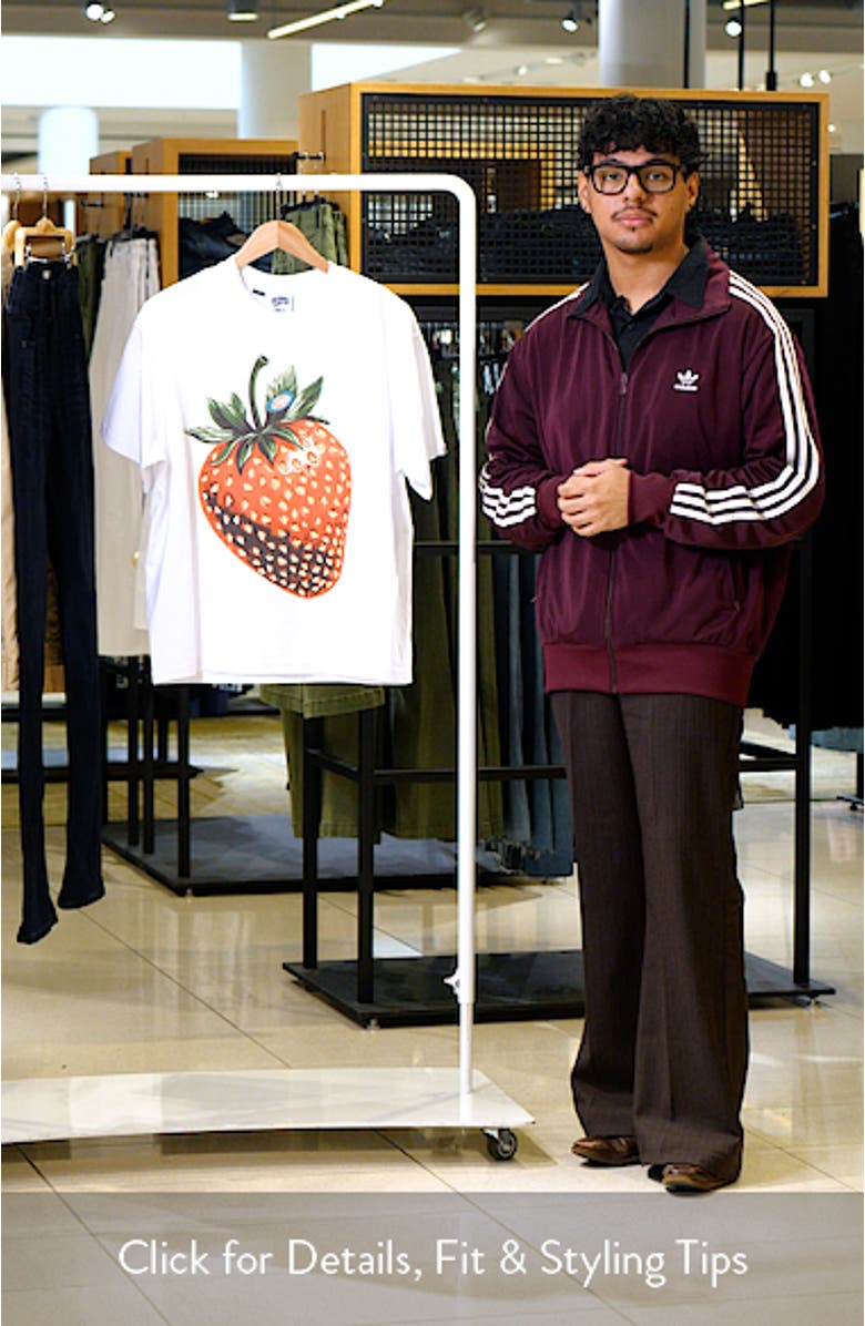 Boxy Diamond Berry Graphic T-Shirt, sales video thumbnail