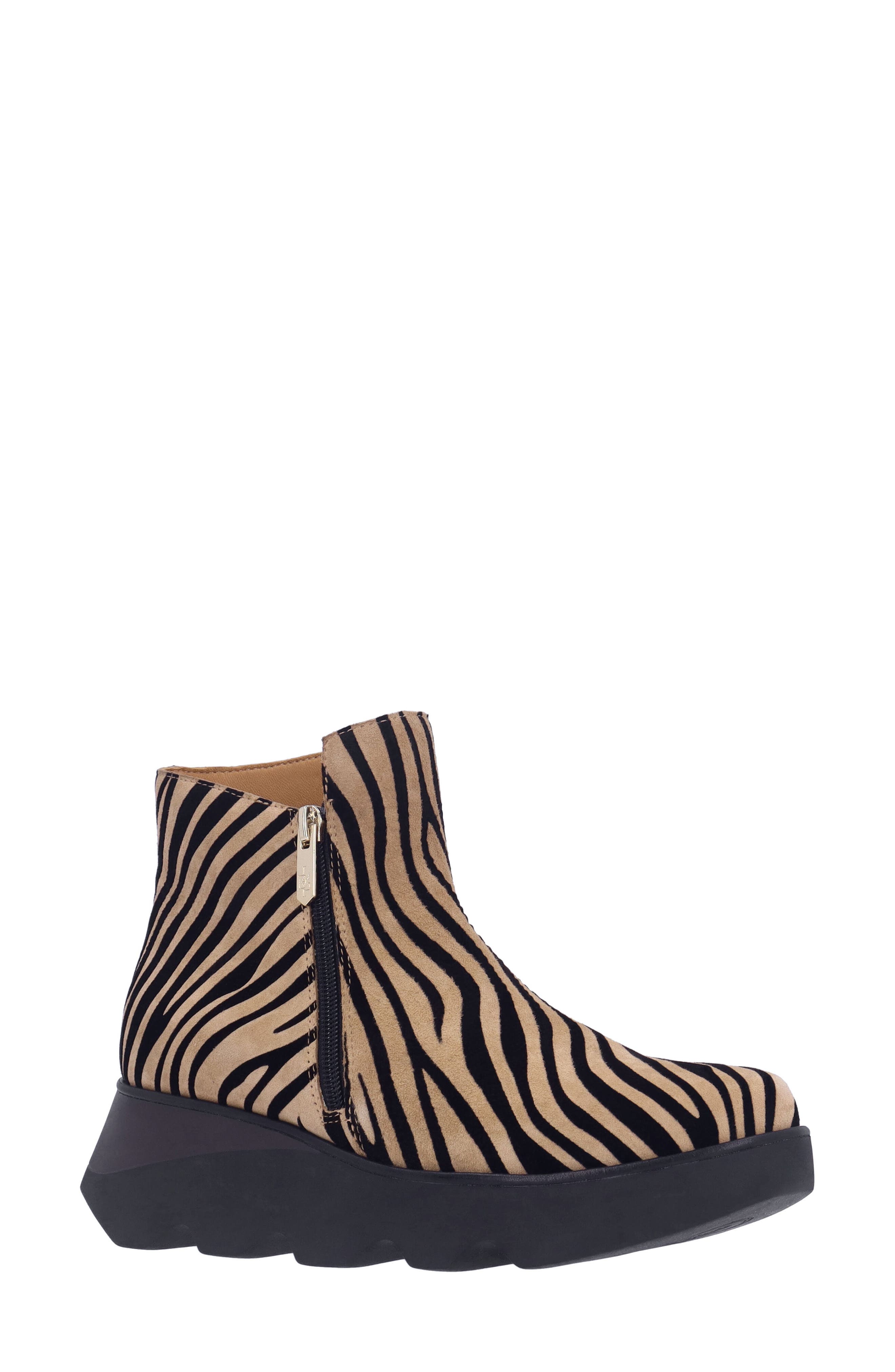 L'Amour des Pieds Hally Platform Wedge Bootie in Tan/Black 