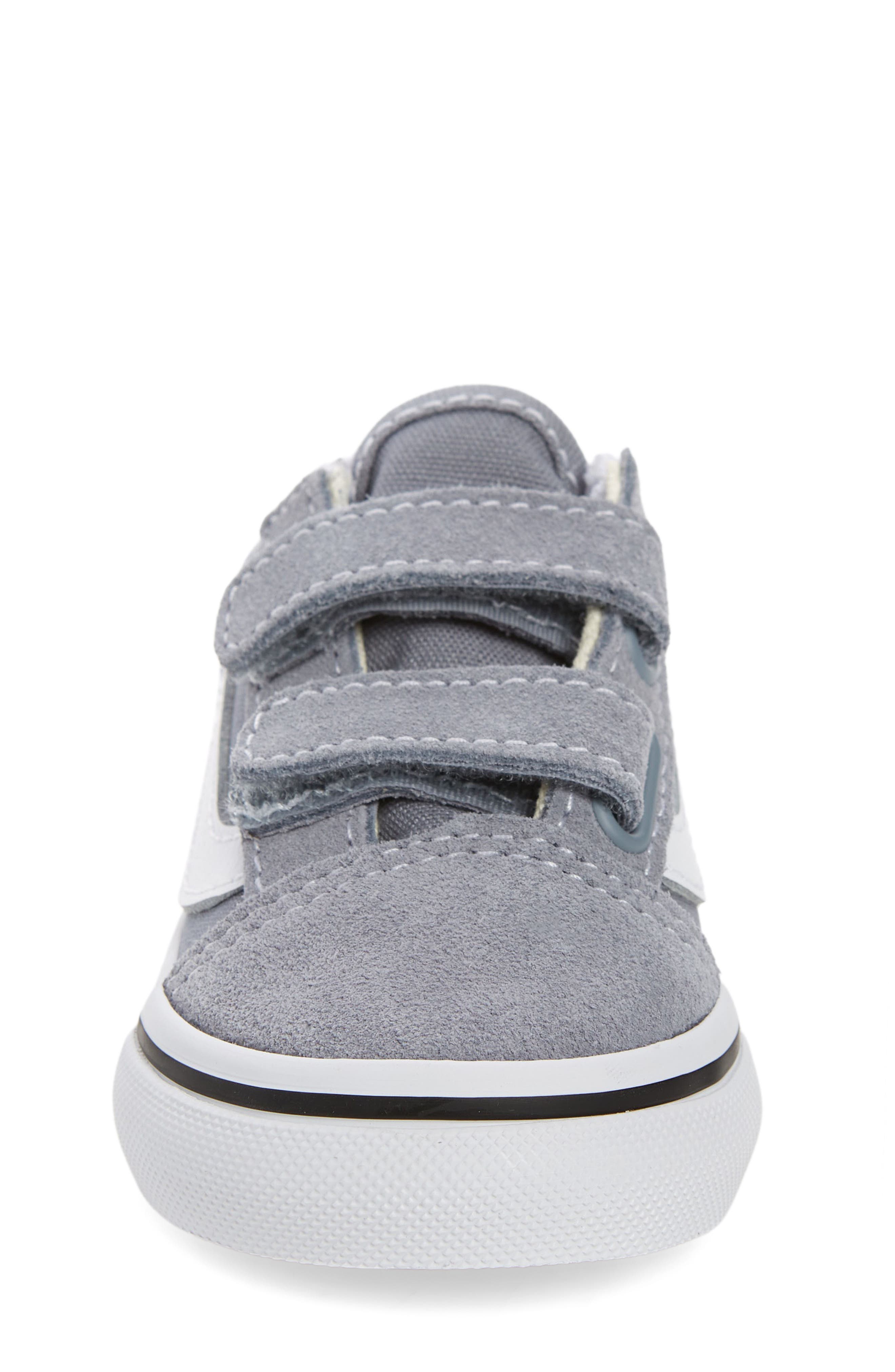 Vans Kids' Old Skool V Sneaker, Alternate, color, 