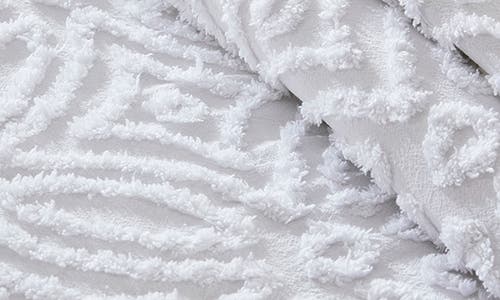 Beatrice Home Fashions Alicia Wedding Ring Chenille Collection Bedspread