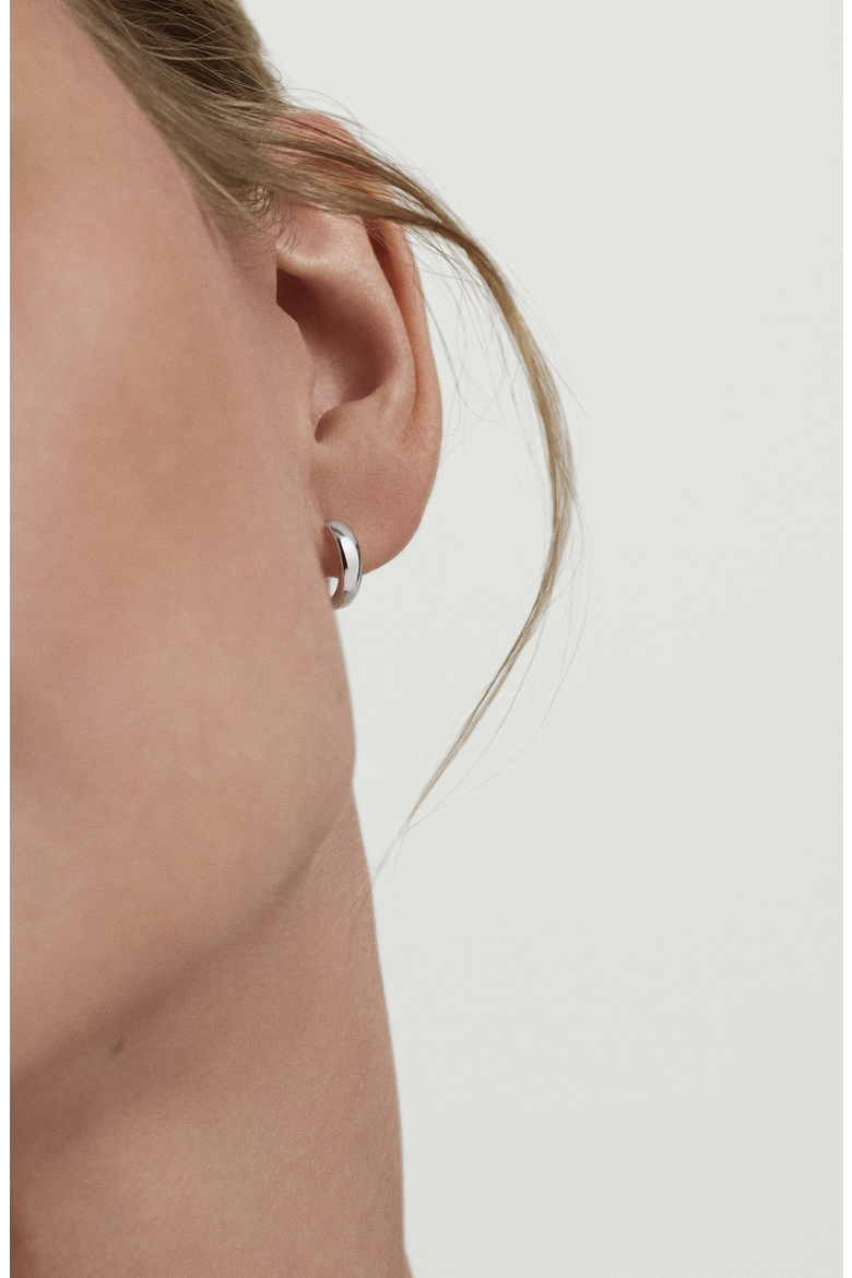 Bold Huggie Hoops, Alternate, color, Sterling Silver