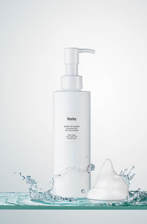 Huxley Be Clean, Be Moist Cleansing Gel