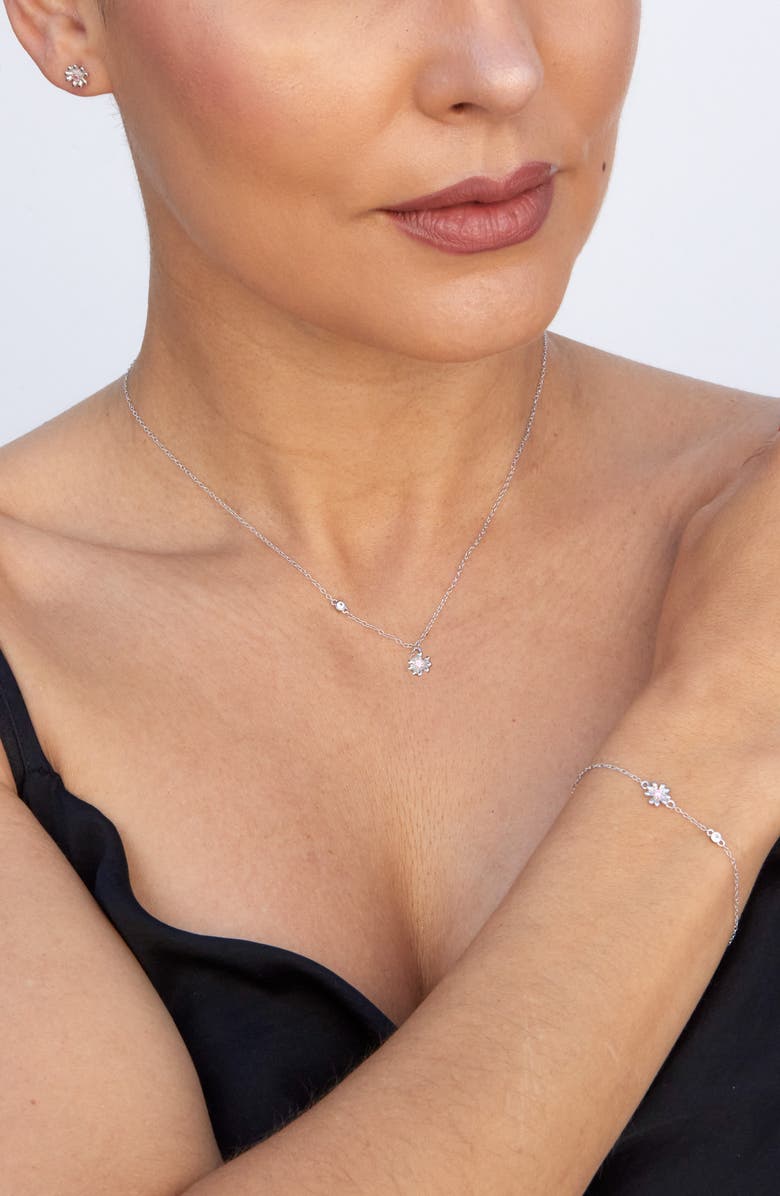 SAVVY CIE JEWELS Cubic Zirconia Daisy Pendant Necklace, Alternate, color, Silver