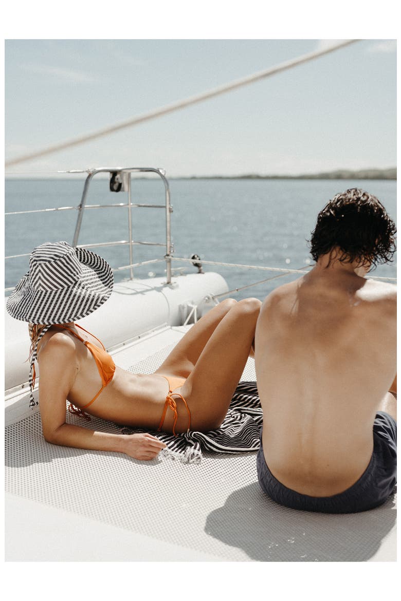The Beach Towel, Alternate, color, LAURENS NAVY STRIPE