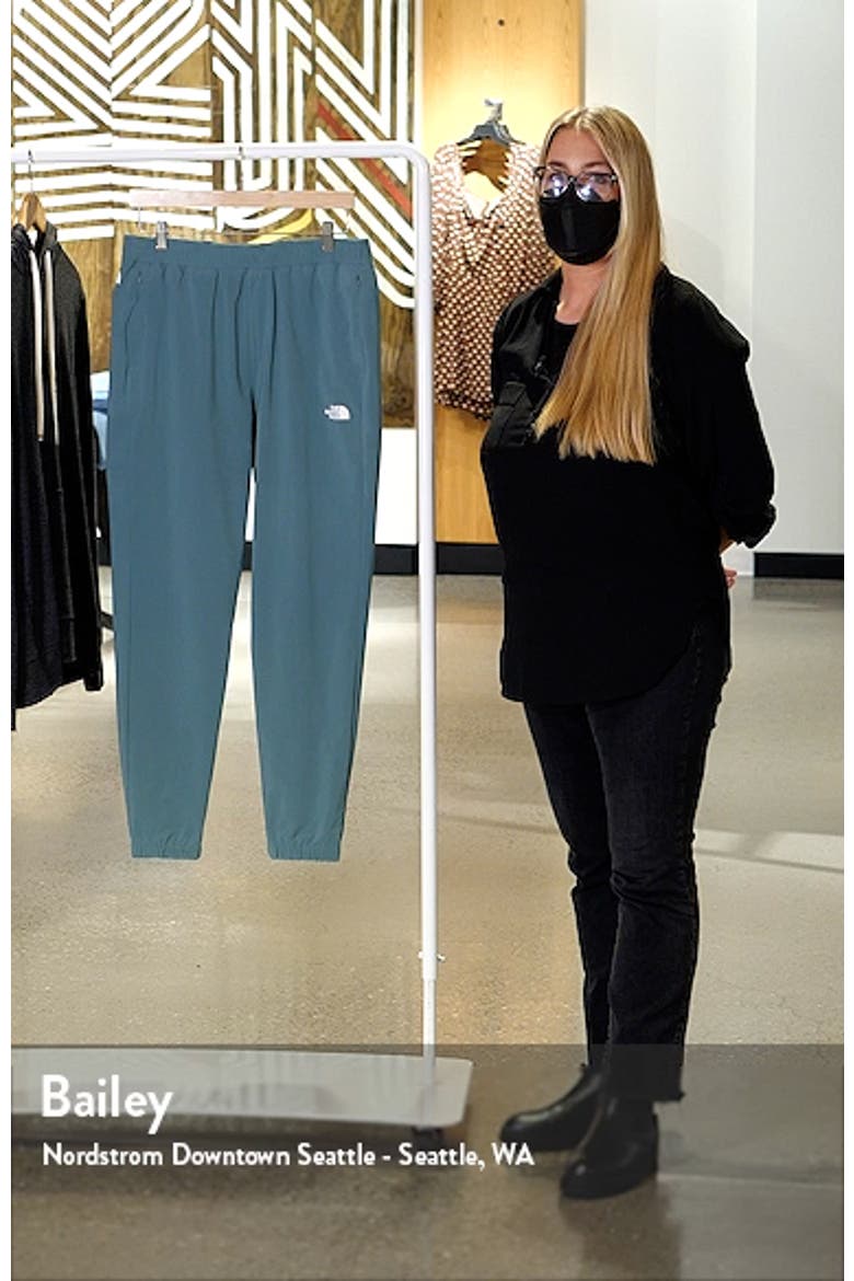 Men's Wander Sweatpants video