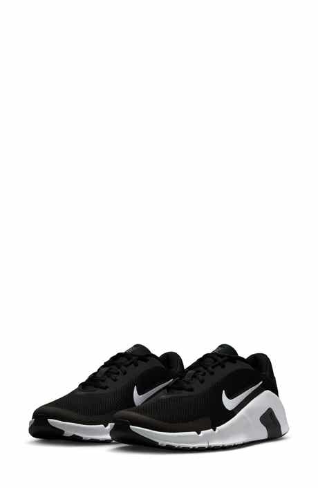 Nike Flex Train Sneaker - Extra Wide Width