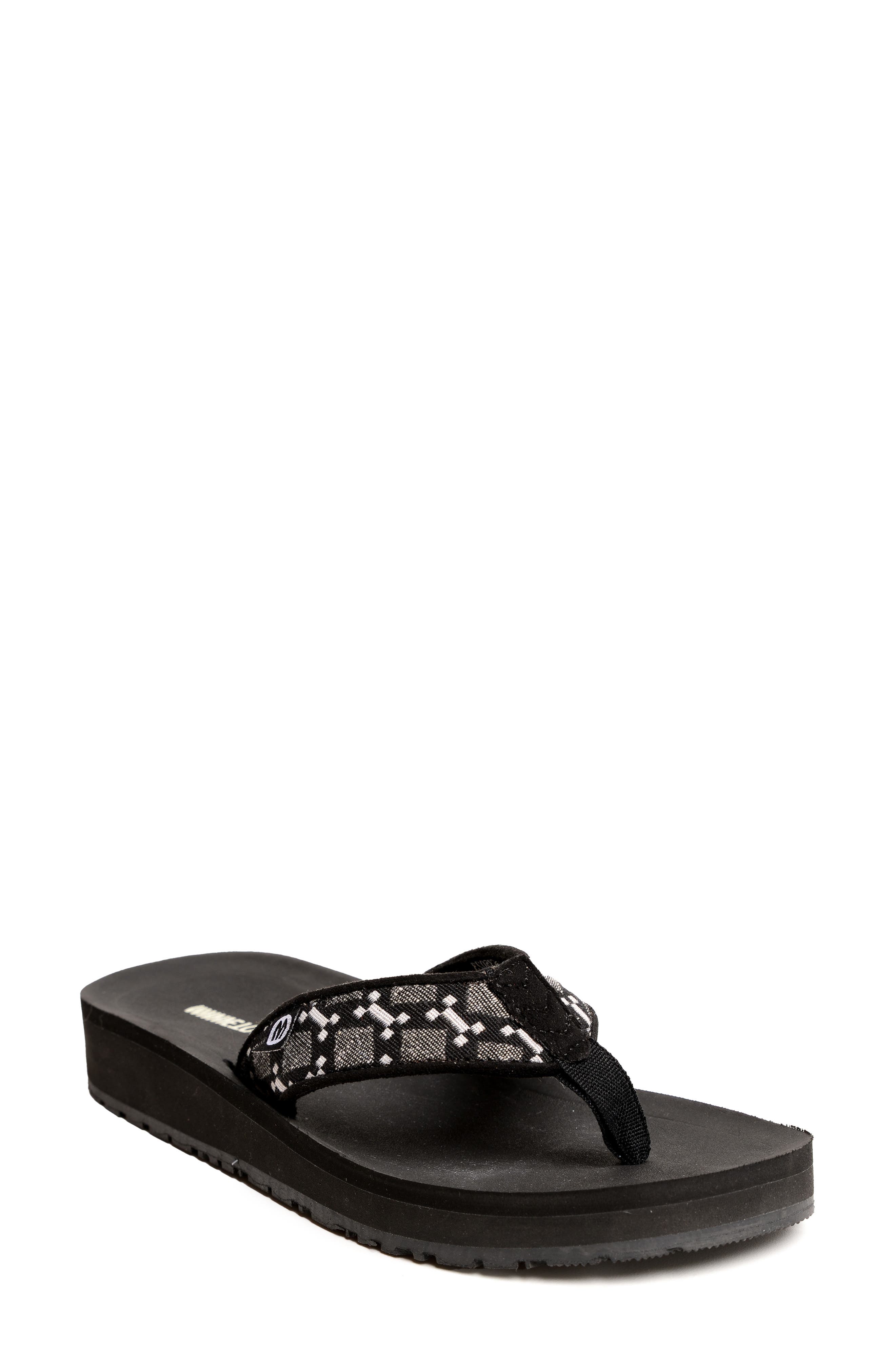 Minnetonka Hedy 2.0 Flip Flop, Main, color, Black Geometric