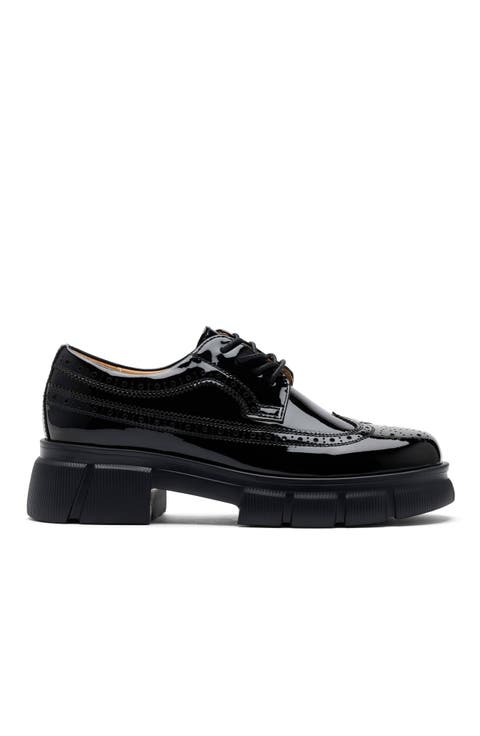 Ms. Alexander Leather Lug Wingtip Derby