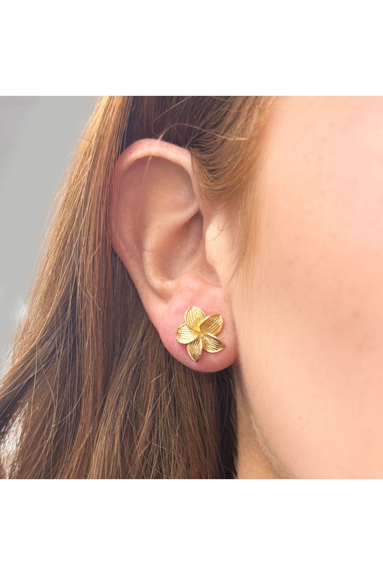 Gold Tropical Flower Stud Earrings, Alternate, color, Yellow Gold