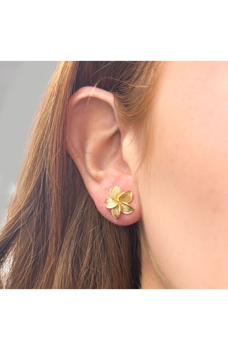The Lovery Fine Jewelry Gold Tropical Flower Stud Earrings, Alternate, color, Yellow Gold