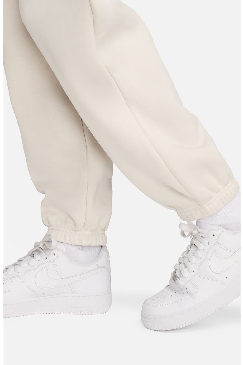 Sportswear Phoenix Fleece High-Waisted Oversized Sweatpants, Alternate, color, 104 LIGHT OREWOOD BROWN/ SAIL