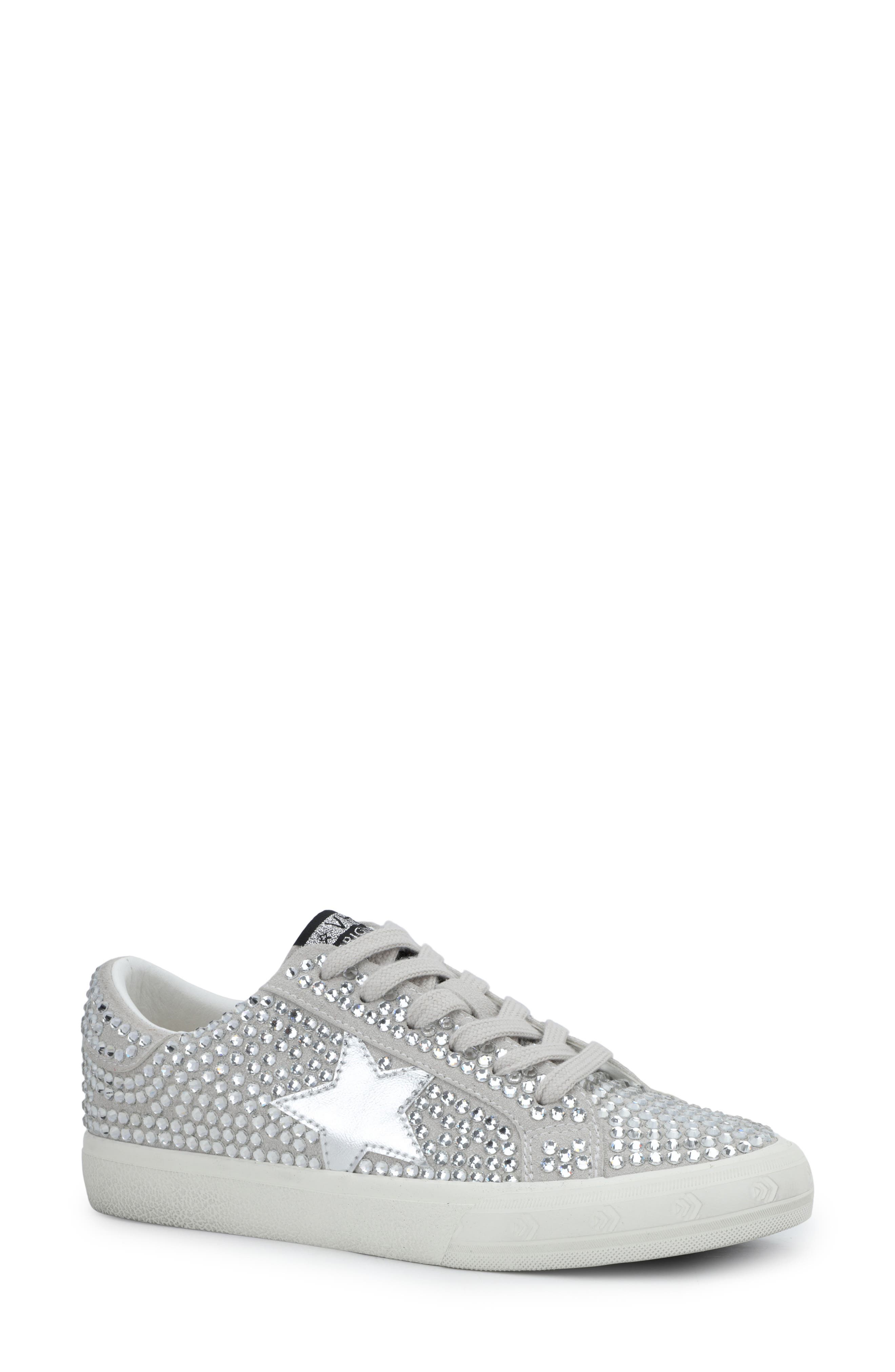 Grande Low Lace Up Sneaker