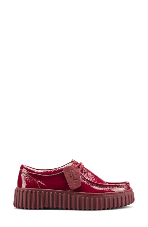 Clarksr Clarks(r) Torhill Bee Chukka Sneaker In Burgundy