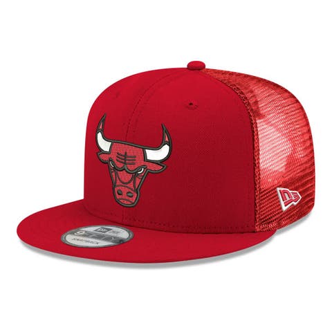 Men's New Era Red Chicago Bulls Core Logo Meshback 9FIFTY Snapback Hat