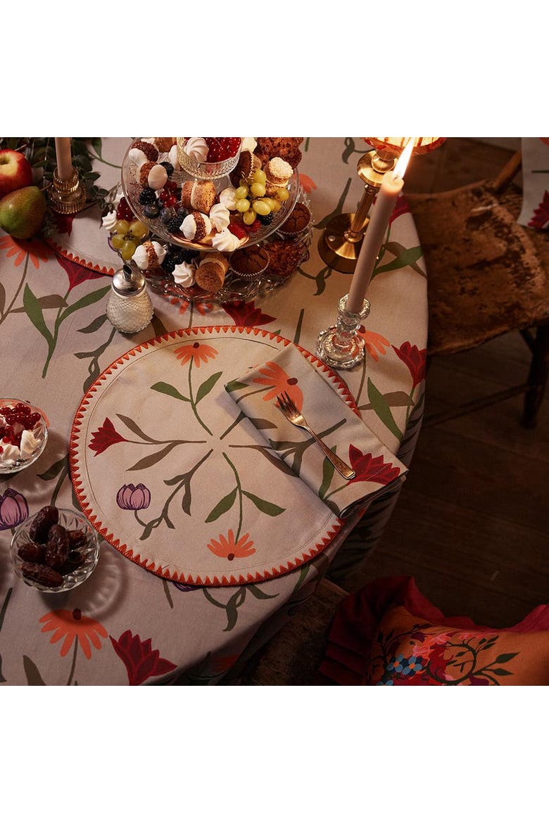 Round Placemats Picnic on the Meadow - Set of 6, Alternate, color, White