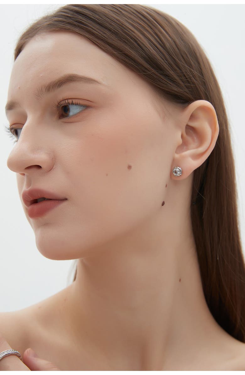 Classicharms Skyler Molten Cubic Zirconia Stud Earrings, Alternate, color, Silver/Clear