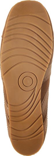 Aleta Sneaker