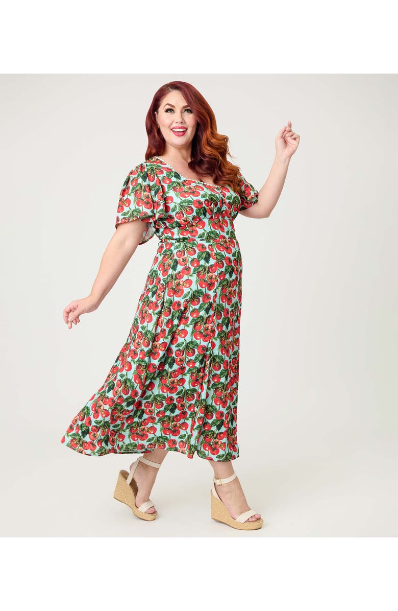 Unique Vintage Plus Size Short Puff Sleeve Sweetheart Neck Godet Midi Dress, Alternate, color, Blue W/ Tomato Print