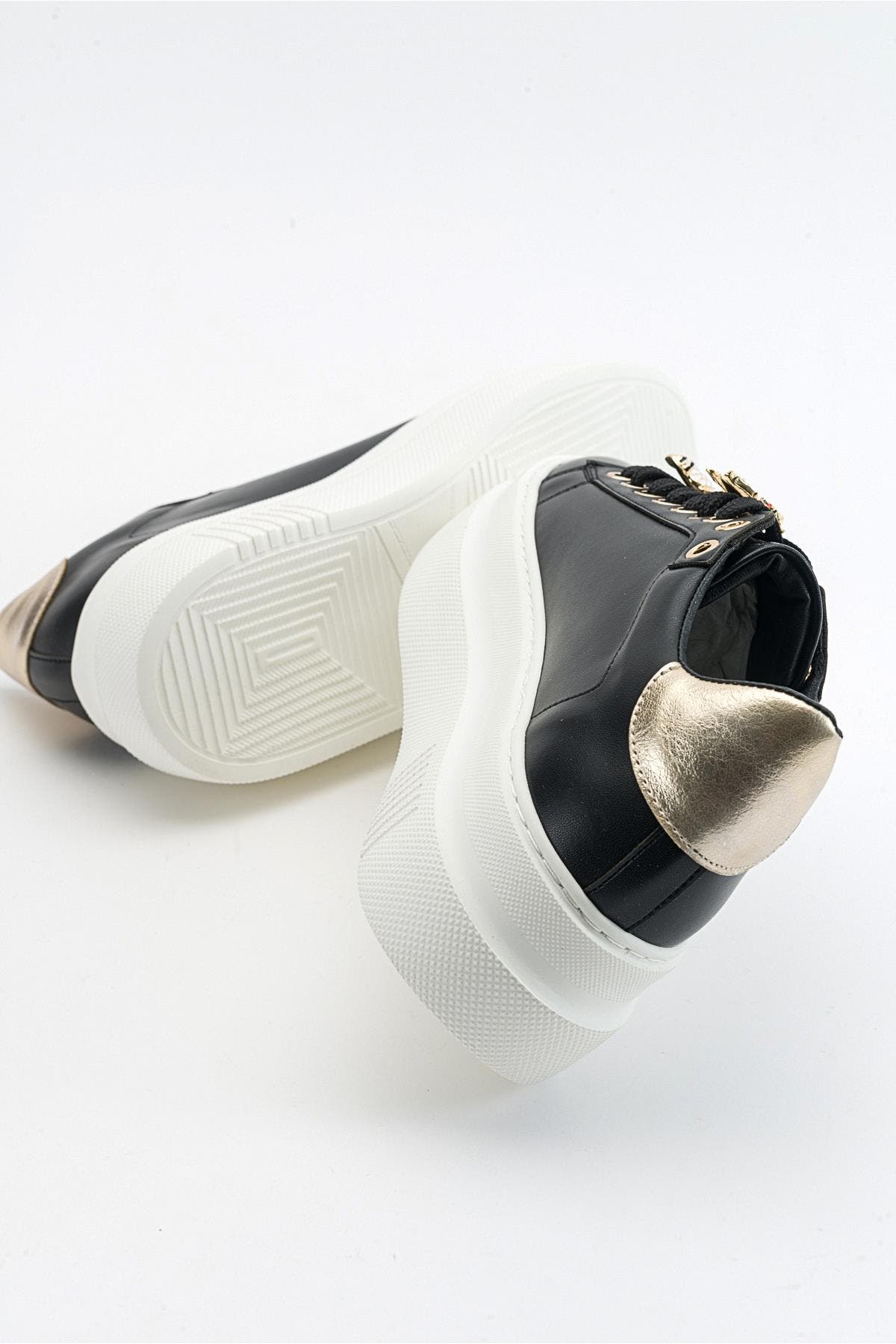 Prologue Shoes Ater Bee Buckle Sneakers, Alternate, color, Black Faux Leather