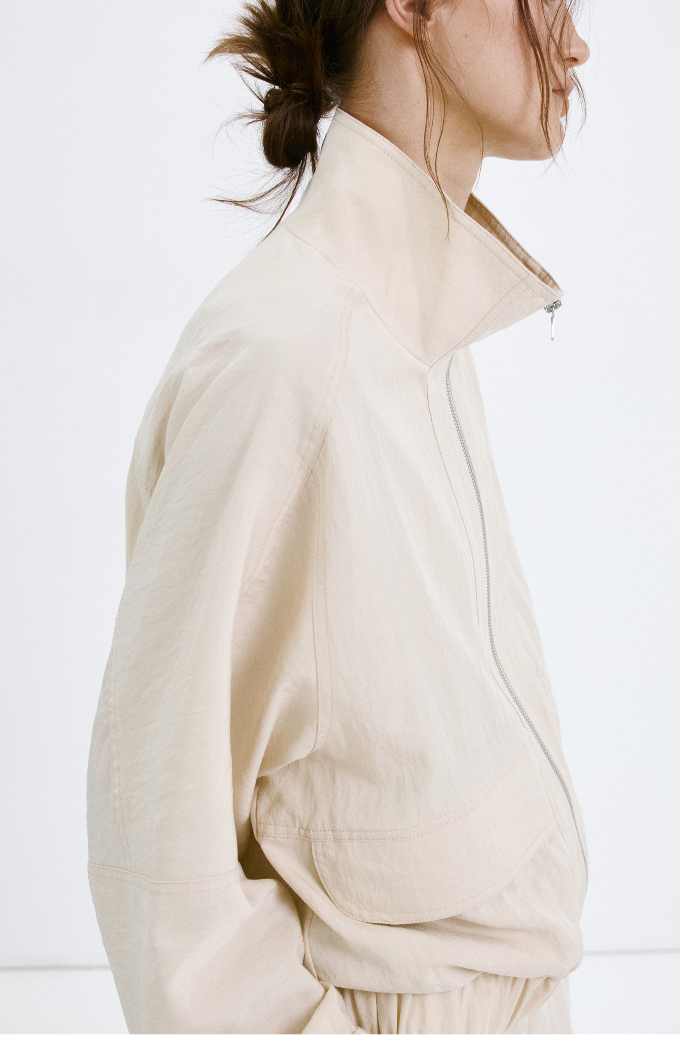 Женские куртки MANGO Starring Hailey Bieber Bomber Jacket — фото 8