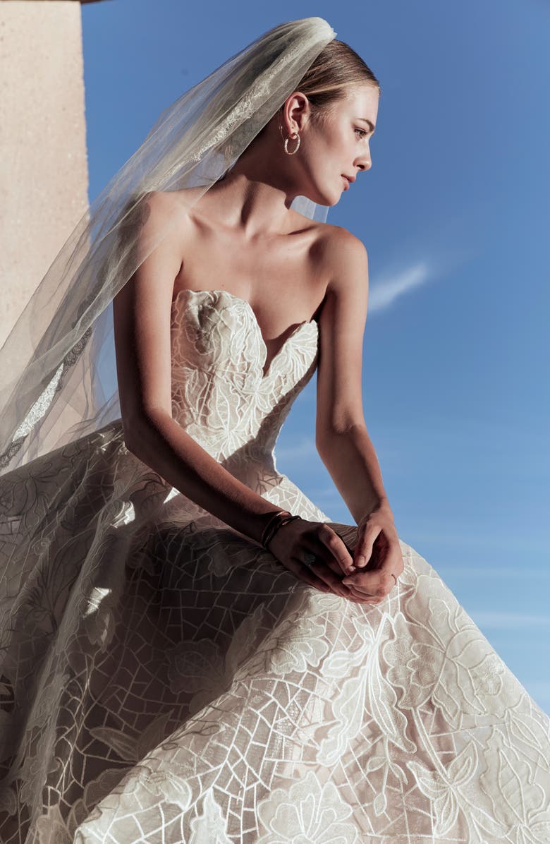 Watters Sunday Bouquet Strapless Lace Wedding Dress, Alternate, color,