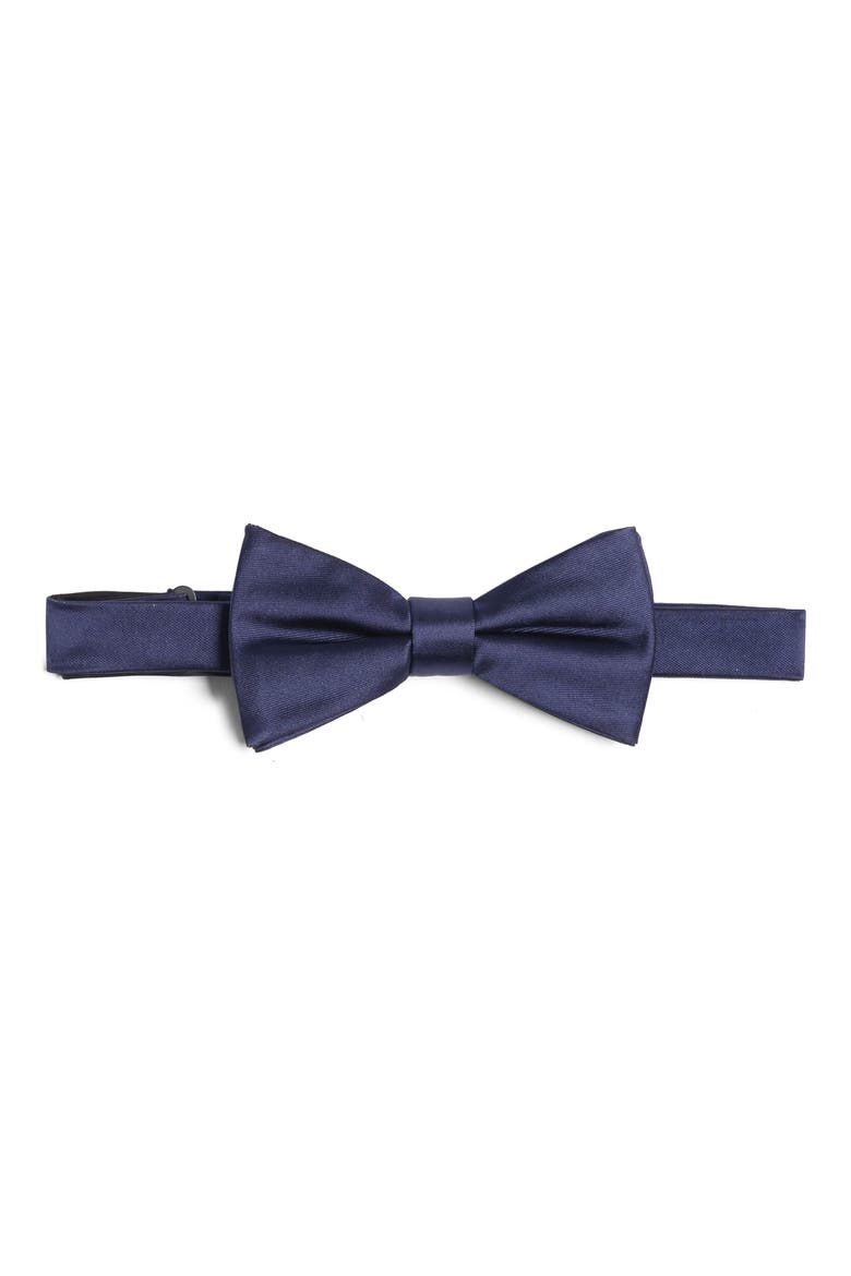 Dover Solid Pre-Tied Bow Tie, Main, color, NAVY