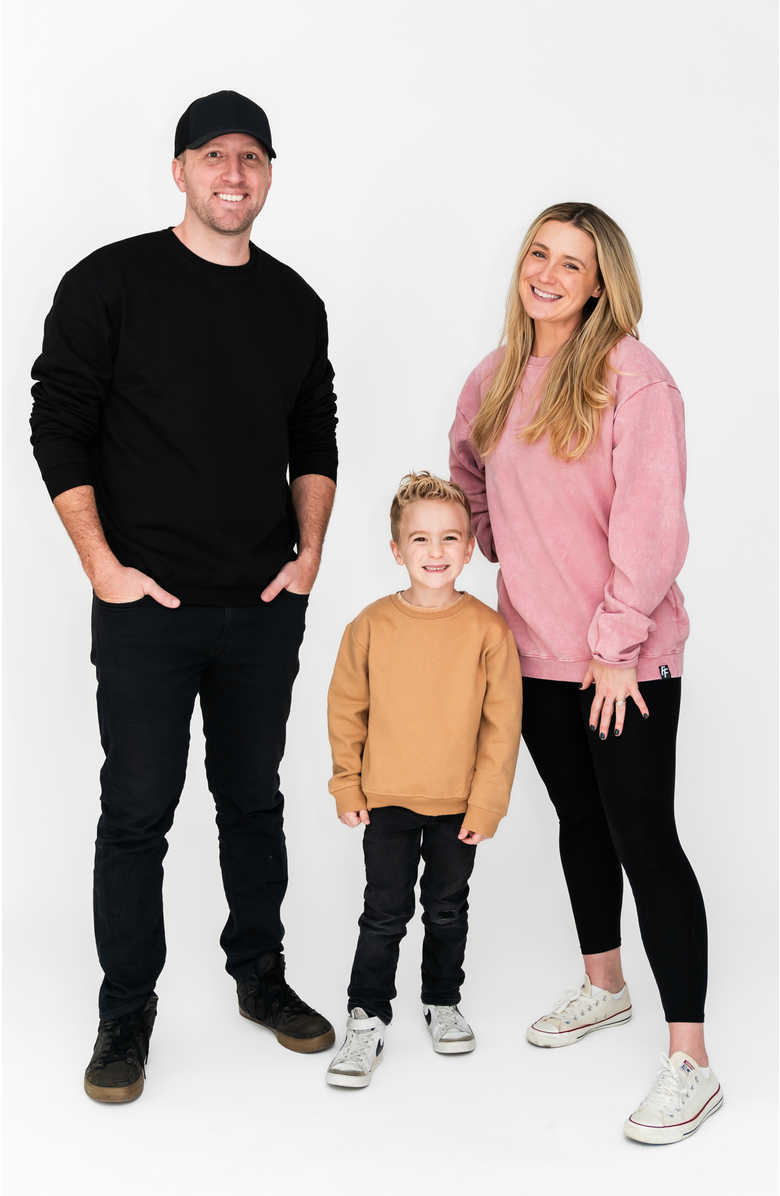 Laree + Co Basic Unisex Adult Sweatshirt, Alternate, color, Onyx