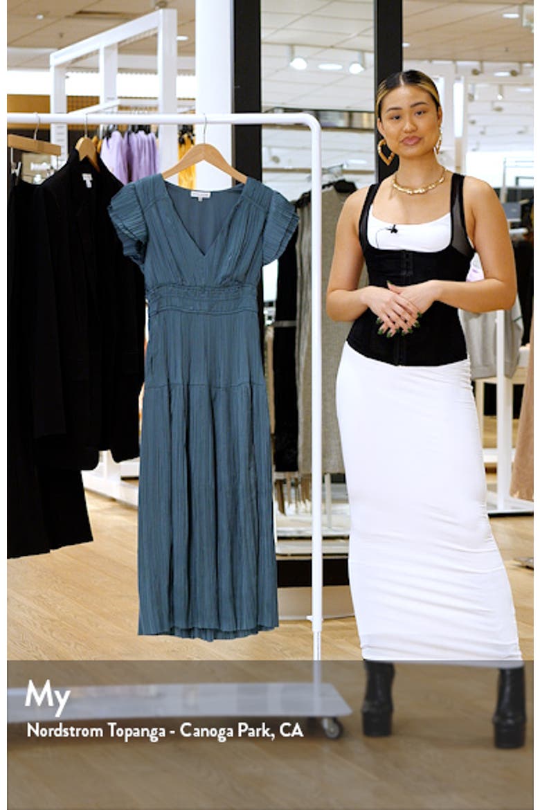 Plissé Midi Dress video