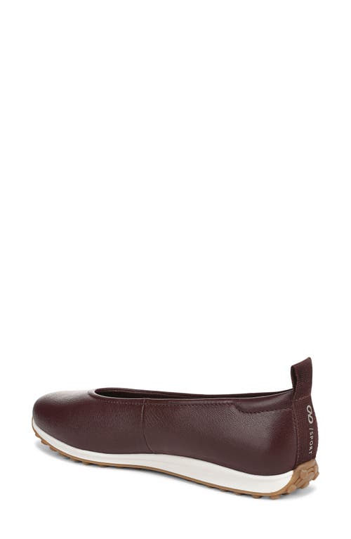 Naturalizer Carla Sport Flat In Red