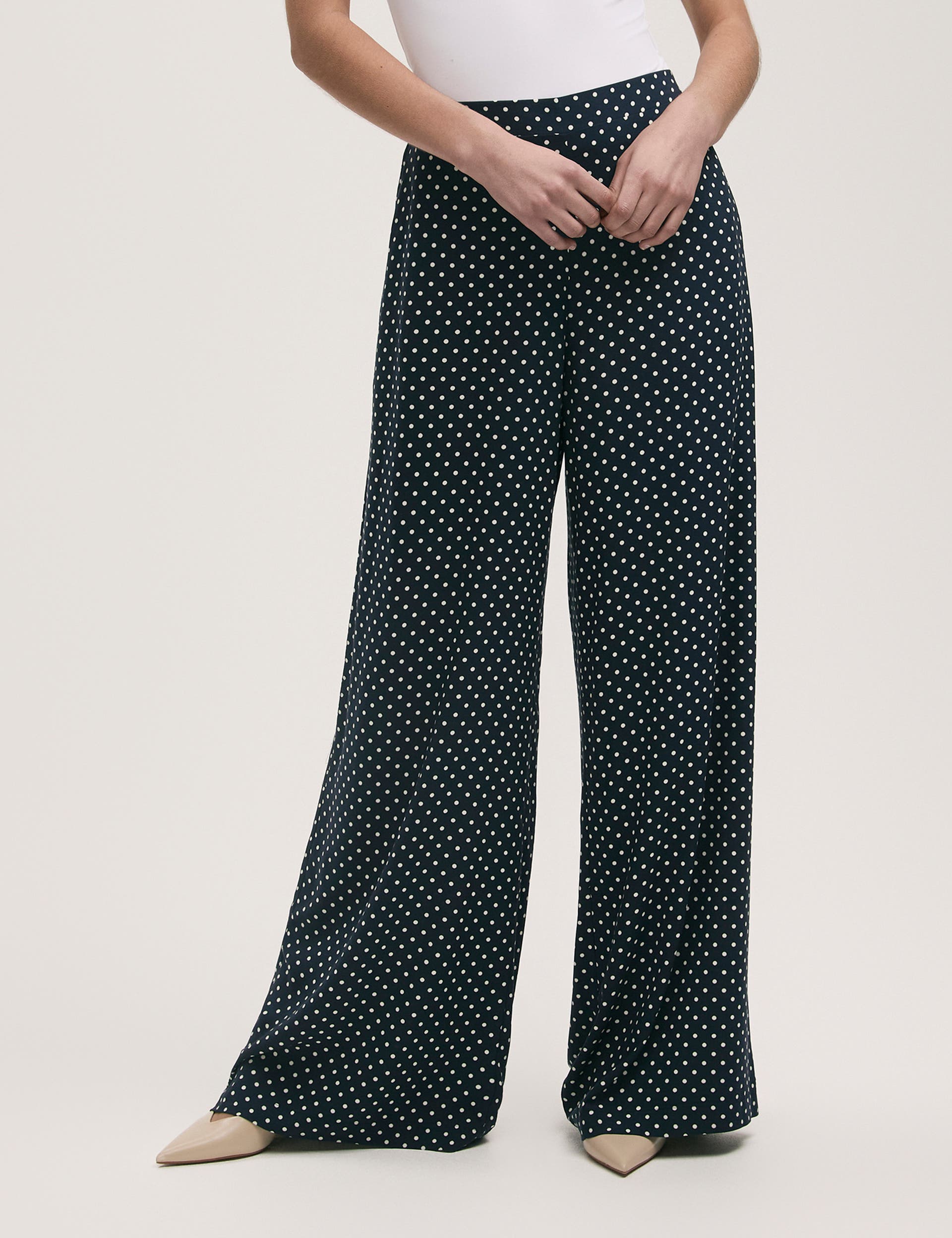 selected Navy Spot