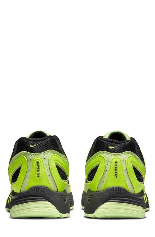 Nike Air Pegasus 2k5 Sneaker In Green