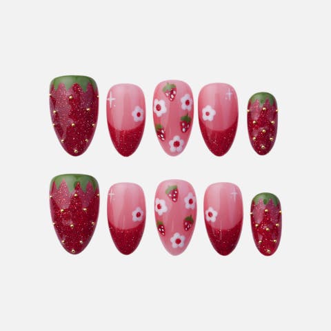 Strawberry Delight - Nail Set