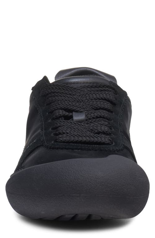 Alexander Mcqueen Mcqueen Flexion Sneaker In Black
