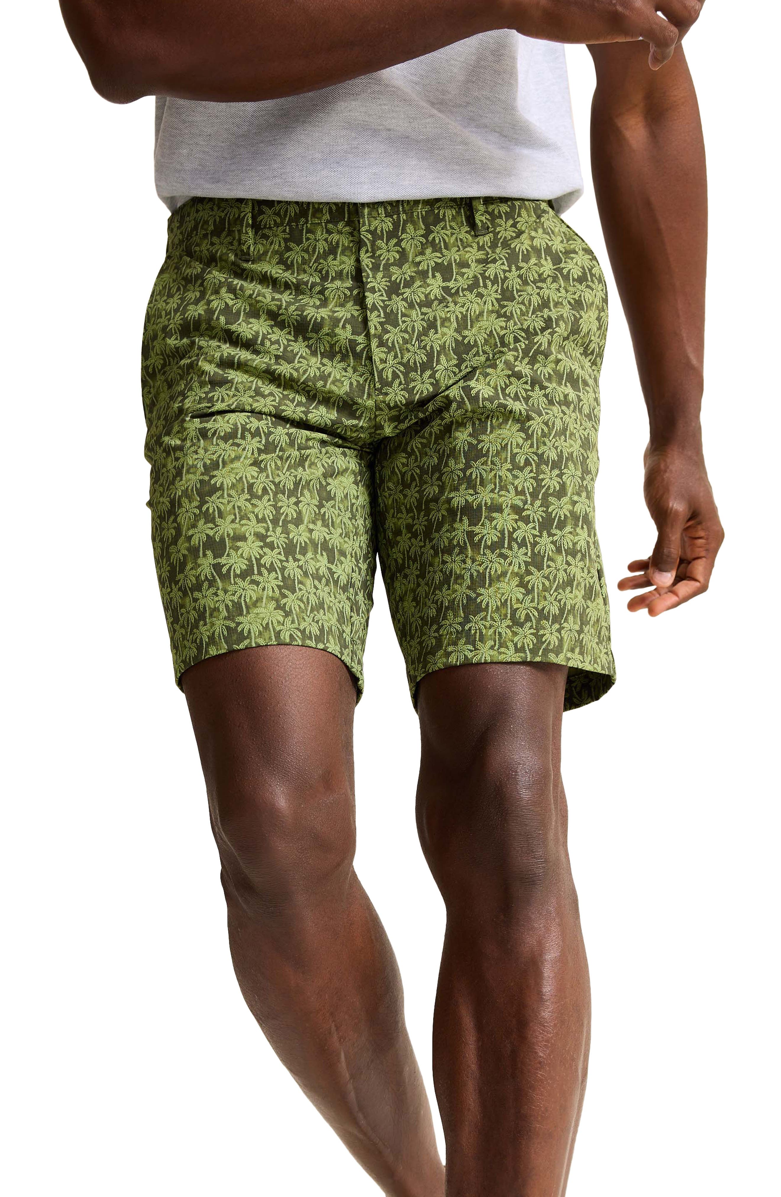 Tommy Bahama Chip Shot Palm Driver IslandZone® 9-Inch Golf Shorts