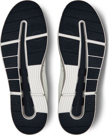 THE ROGER Advantage Tennis Sneaker