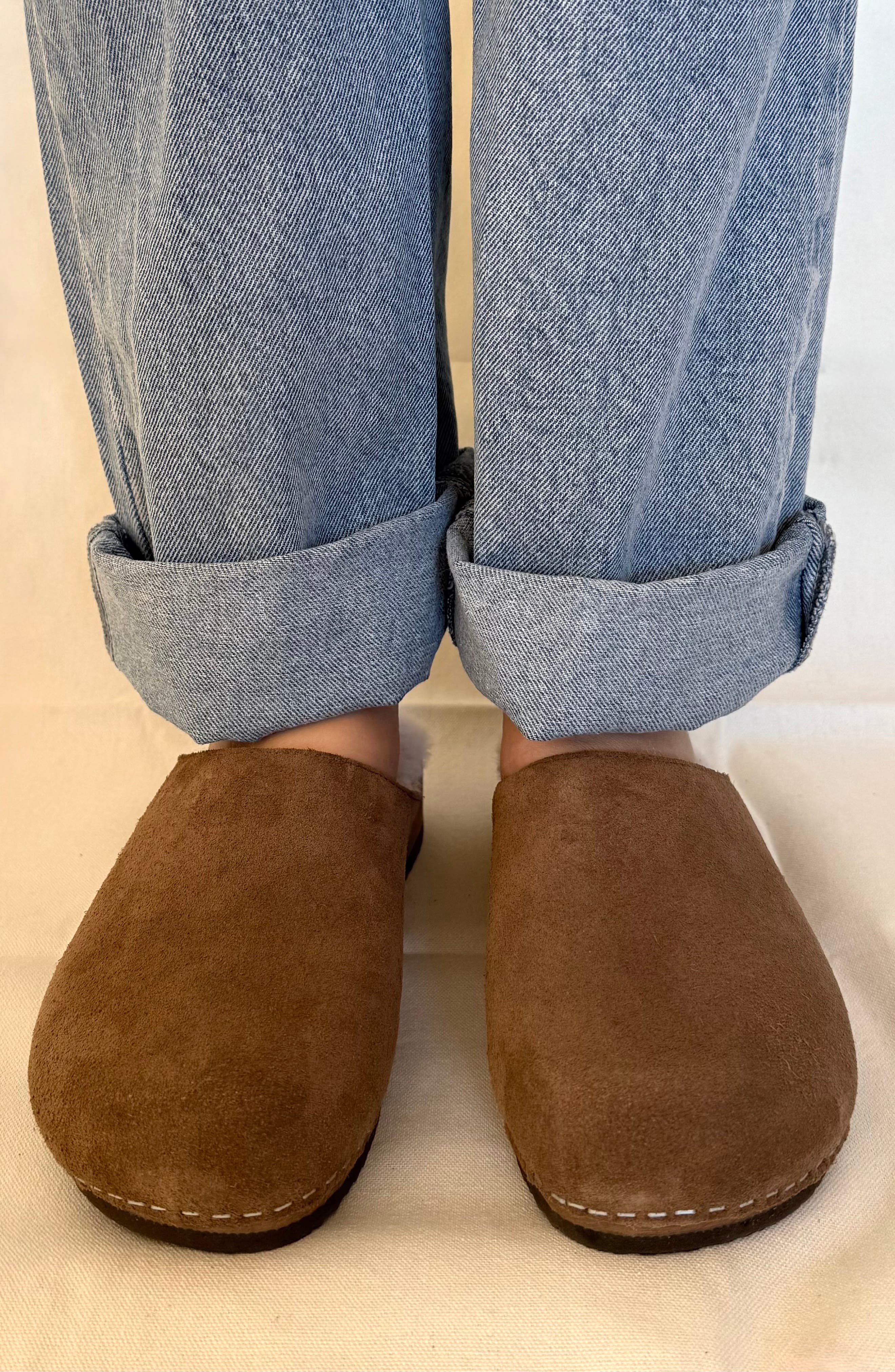 KUNSTEN Ella Genuine Shearling Lined Clog, Alternate, color, Umber