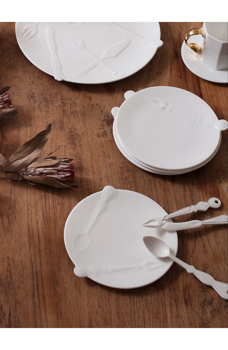 Twig New York Cutlery Set of Two Accent Plates, Alternate, color, Multi