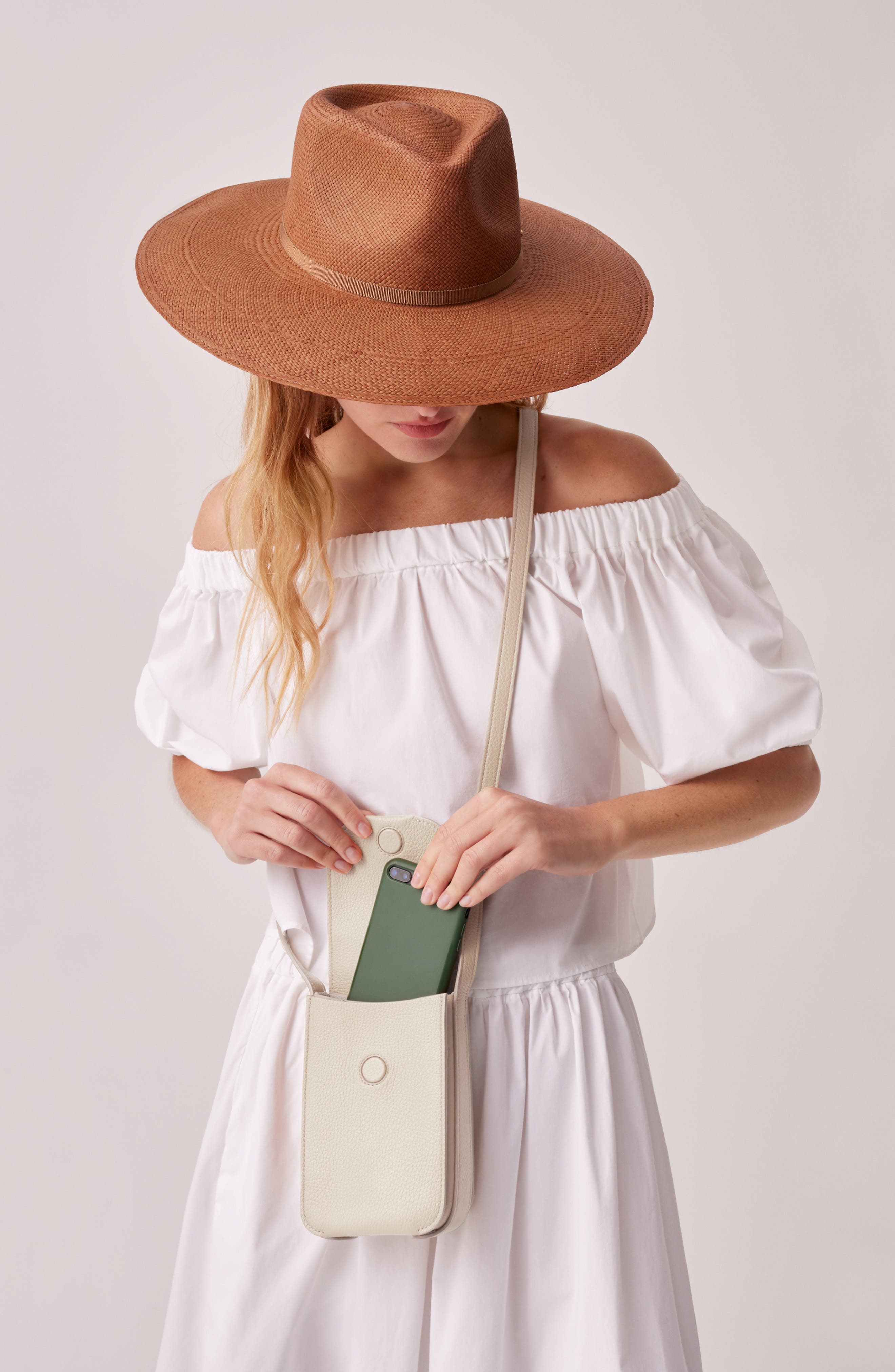 Cuyana Concertina Leather Crossbody Phone Bag, Alternate, color, 