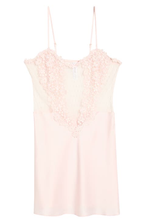 Showstopper Chemise