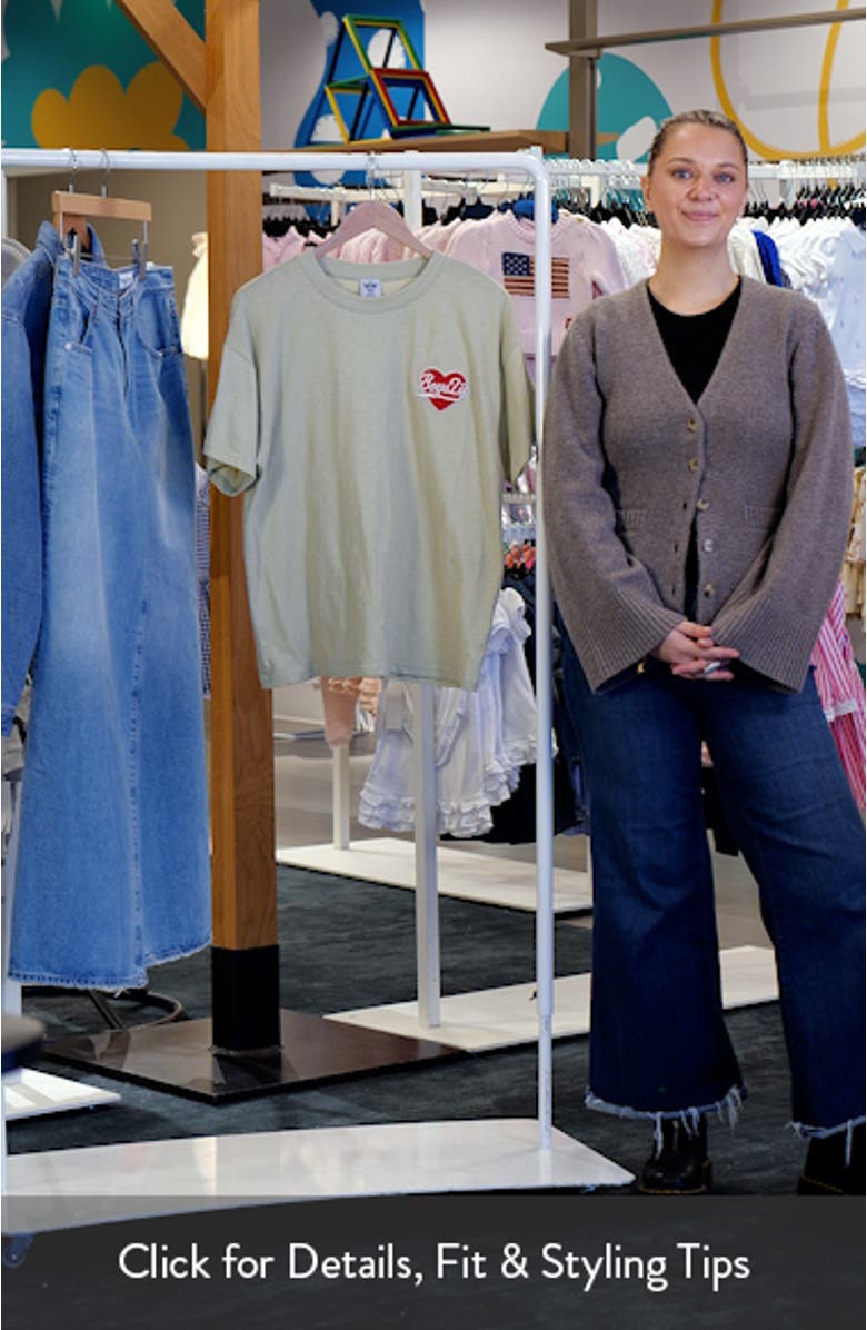 Signature Graphic Boyfriend T-Shirt, sales video thumbnail