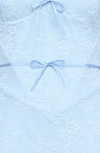 Sara Lace Mermaid Gown