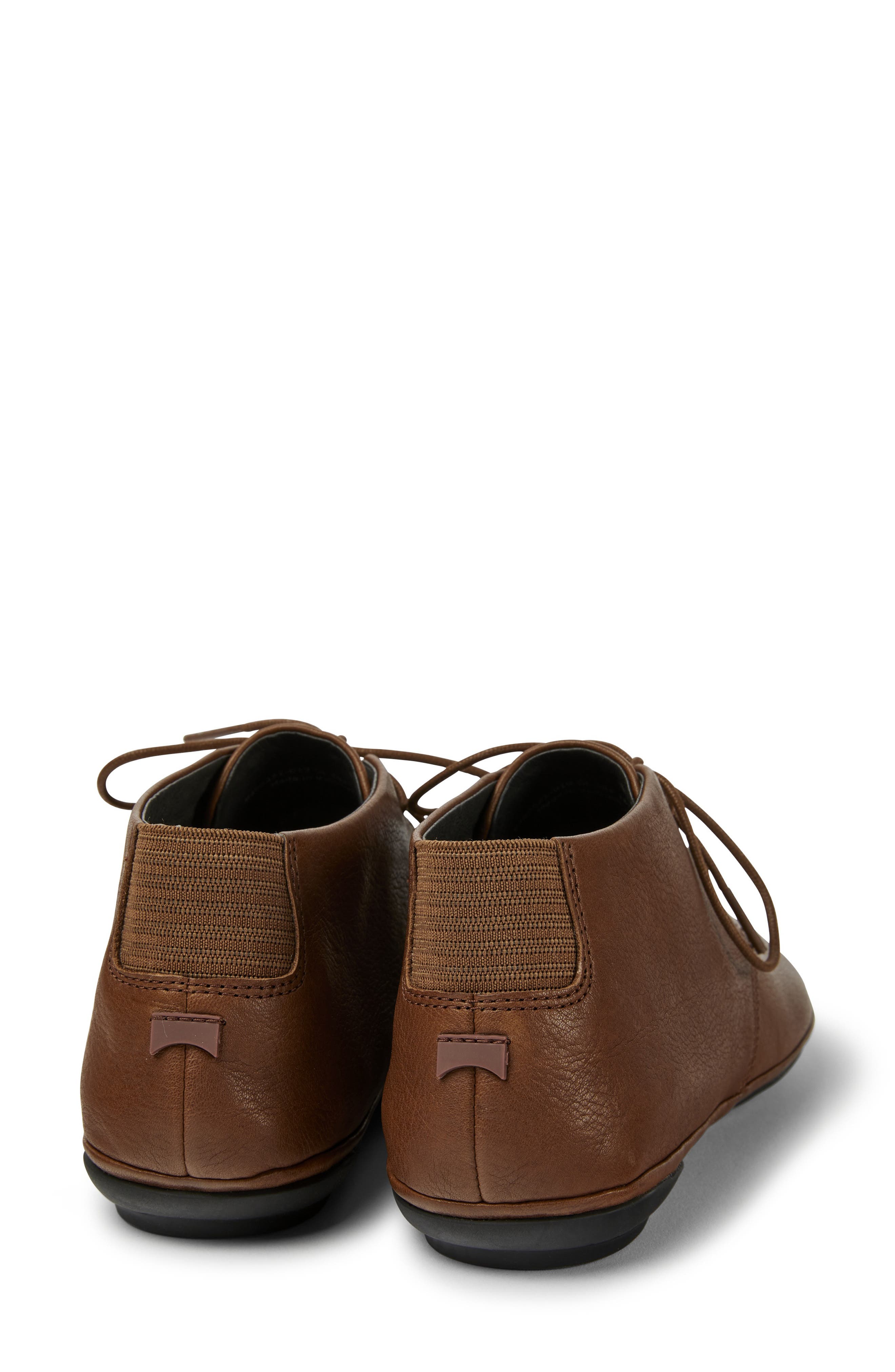 Right Nina Plain Toe Derby, Alternate, color, MEDIUM BROWN