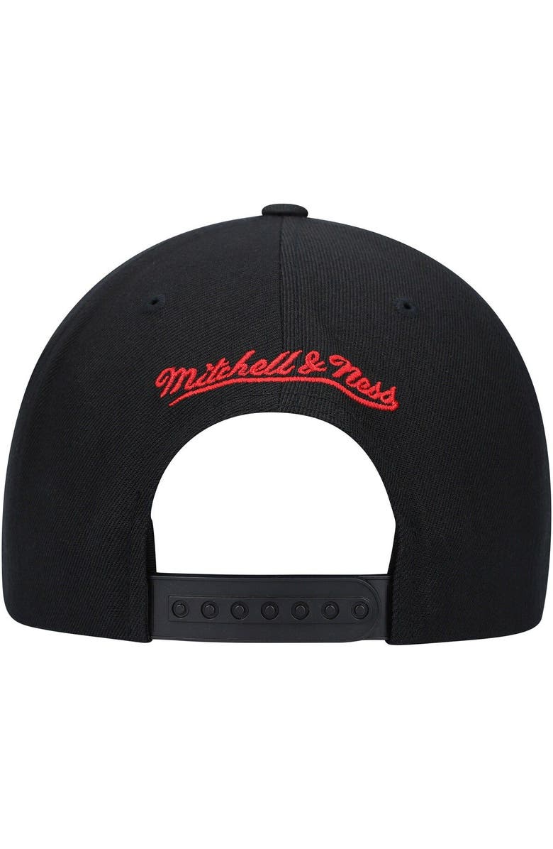 Mitchell & Ness Men's Mitchell & Ness Black Toronto Raptors Team Ground Snapback Hat, Alternate, color,