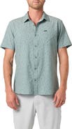 O'Neill UPF Slub Standard Short Sleeve Performance Button-Up Shirt